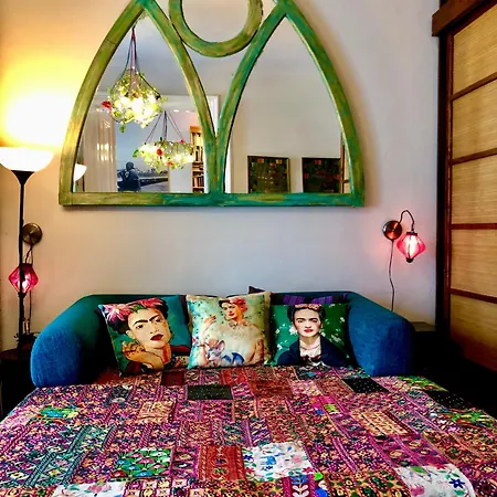 Apartment Boho Hipster Downton