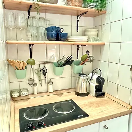 Boho Hipster Downton Apartment Budapest