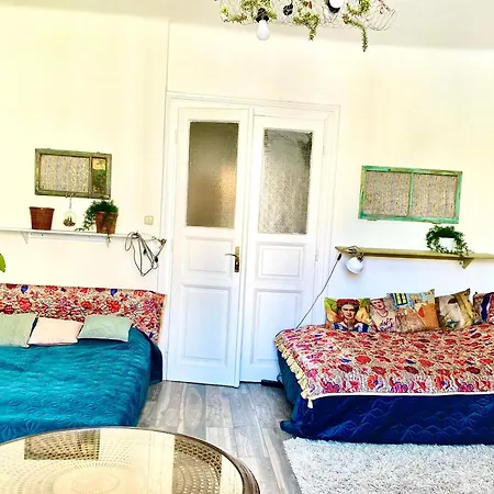 Boho Hipster Downton Lägenhet Budapest